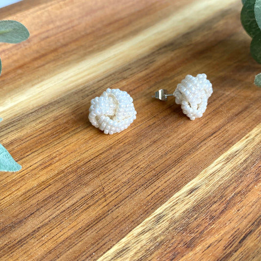 Pearl Knots