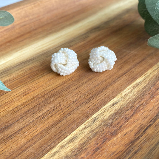 Pearl Knots