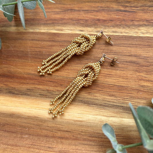 Lucky Knots